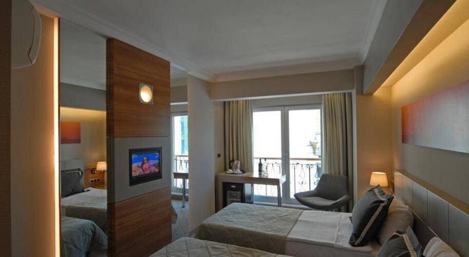 Klas Hotel
