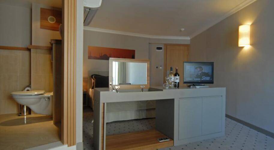 Klas Hotel