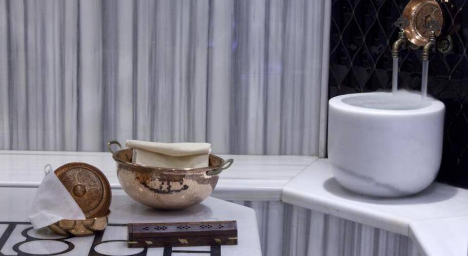 Victory Hotel & Spa