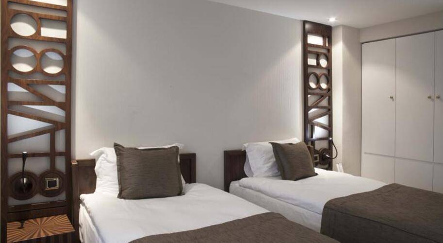 Victory Hotel & Spa