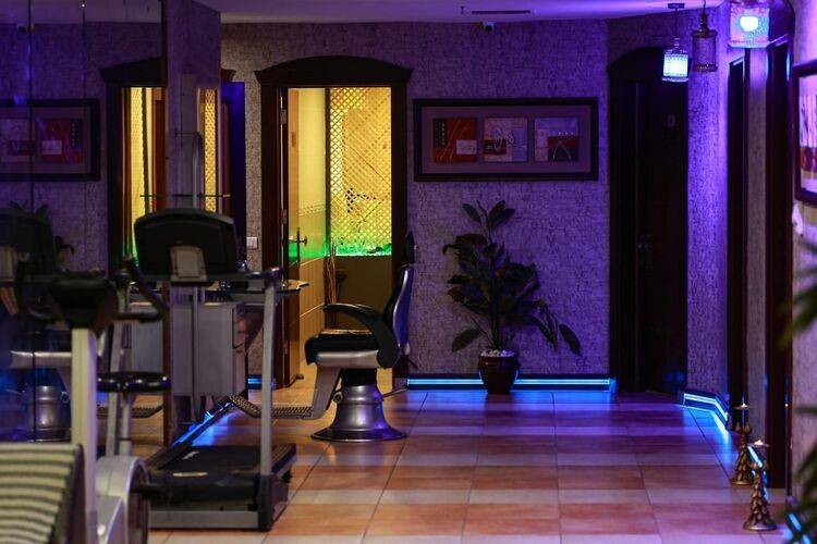 Nova Plaza Orion Hotel (Ex.Golden Park Hotel)