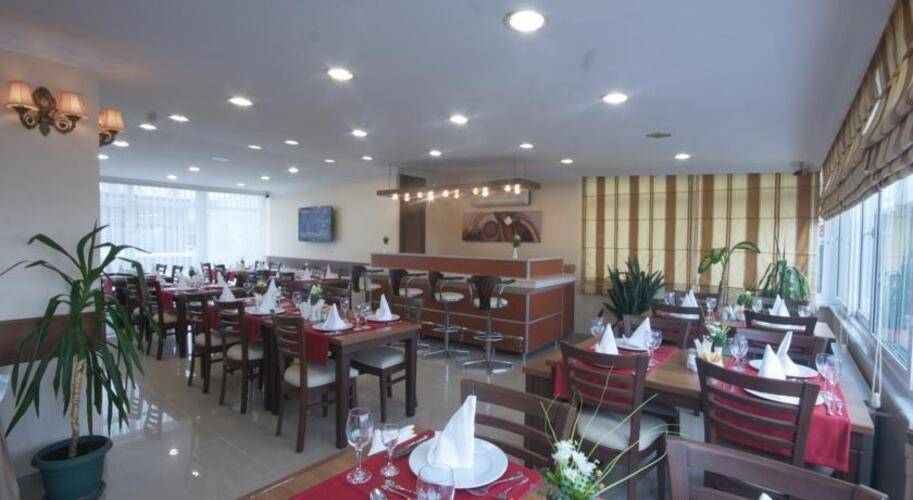Grand Unal Hotel