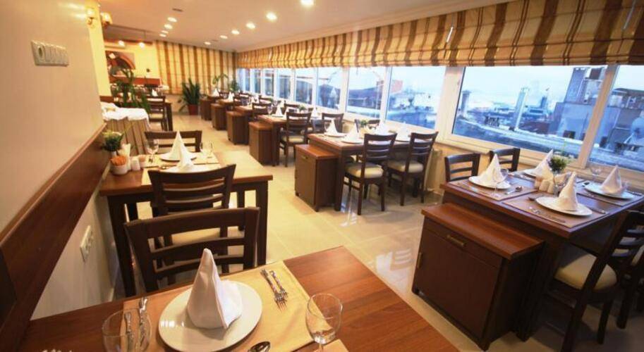 Grand Unal Hotel