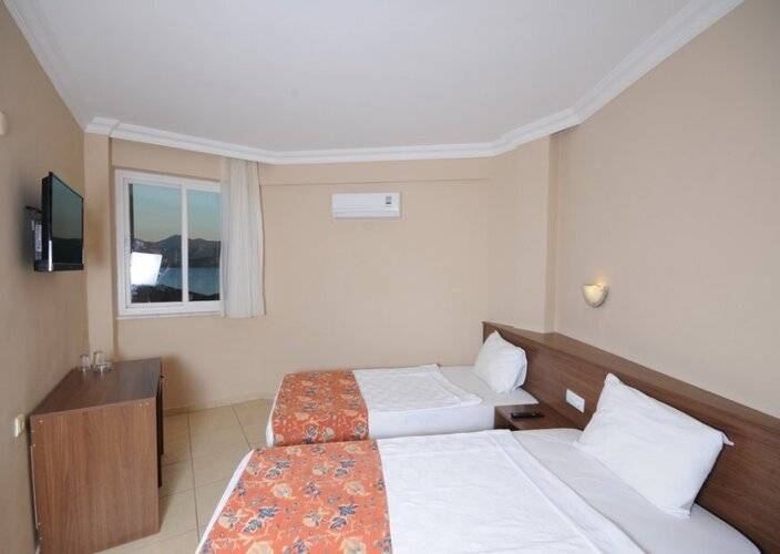 Sonnen Hotel (Ex. Sun Maris Beach)