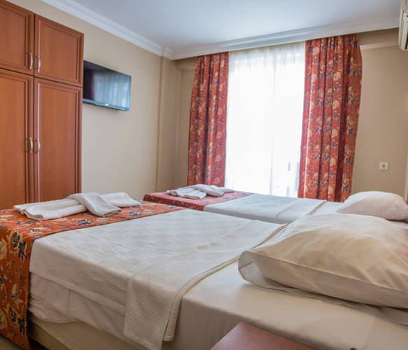 Sonnen Hotel (Ex. Sun Maris Beach)