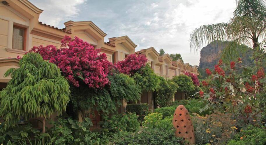 Dalyan Resort