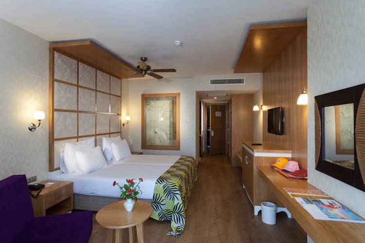 Defne Defnem Hotel