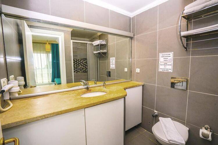 Sky Nova Suites Hotel