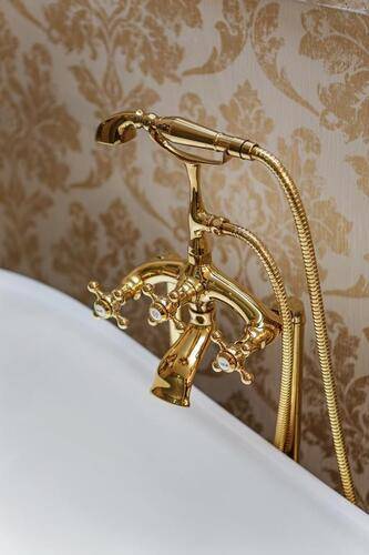 Elegance East Hotel
