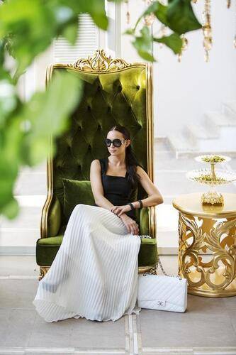 Elegance East Hotel