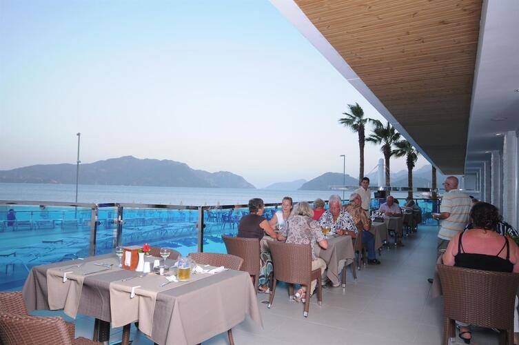 Sunrise Hotel