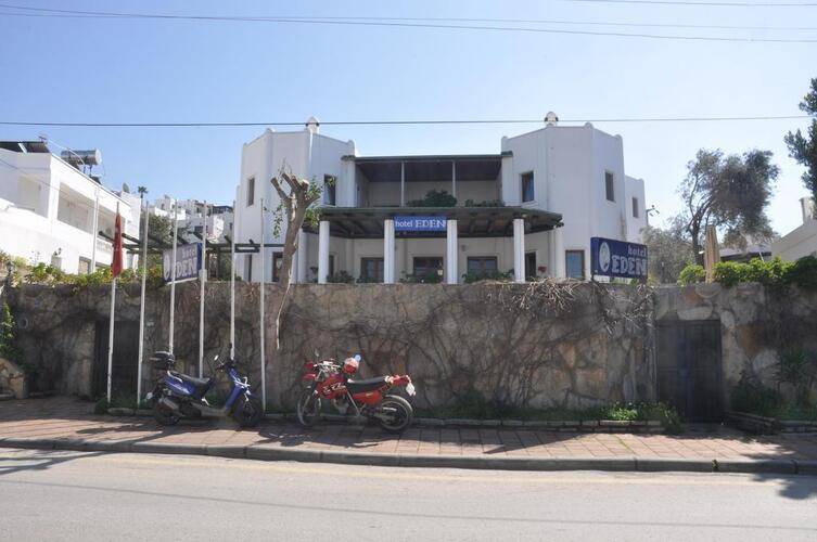 Eden Hotel