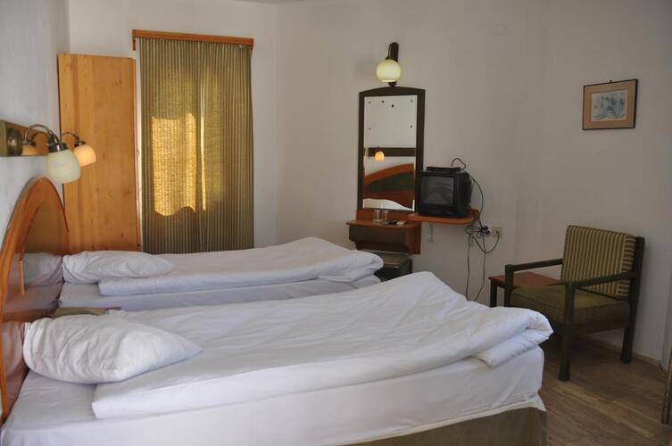 Eden Hotel