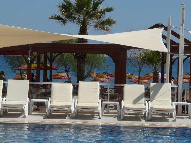 Viras Hotel