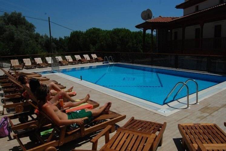 Azmakhan Hotel