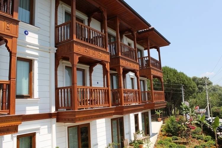 Azmakhan Hotel