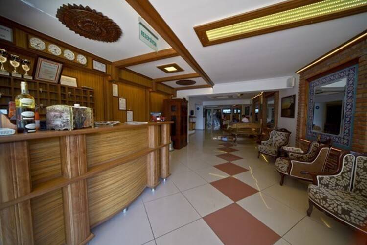 Azmakhan Hotel