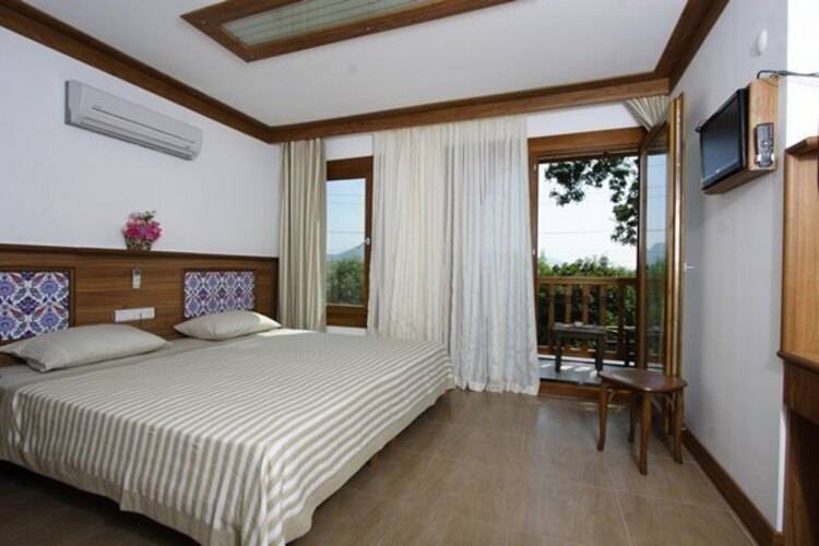 Azmakhan Hotel