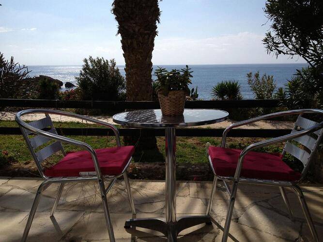 Vrachia Beach Hotel & Suites (Adults Only 16+)