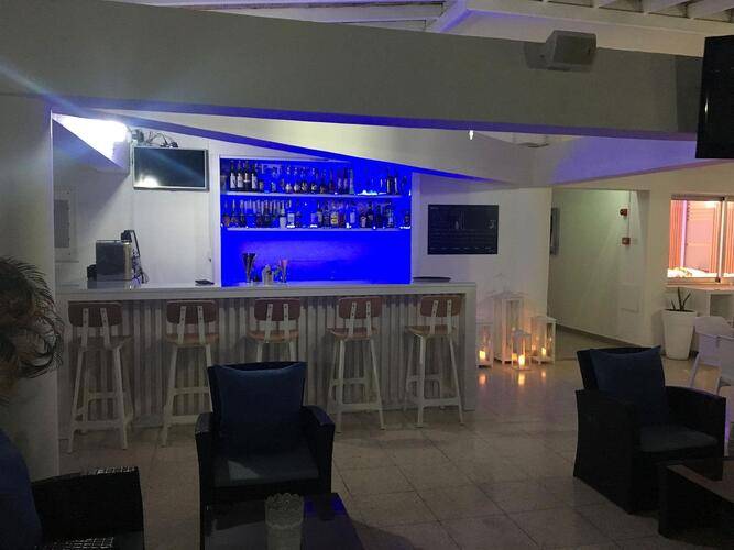Vrachia Beach Hotel & Suites (Adults Only 16+)
