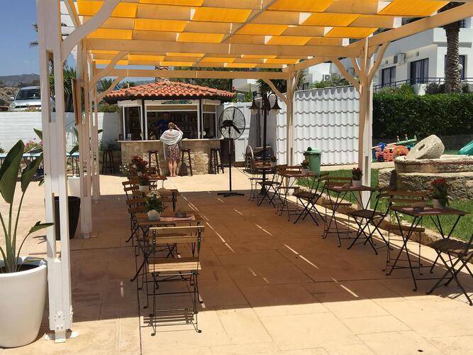 Vrachia Beach Hotel & Suites (Adults Only 16+)