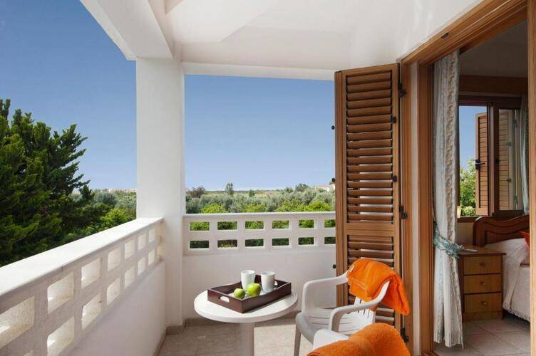 Panareti Coral Bay Hotel Apts
