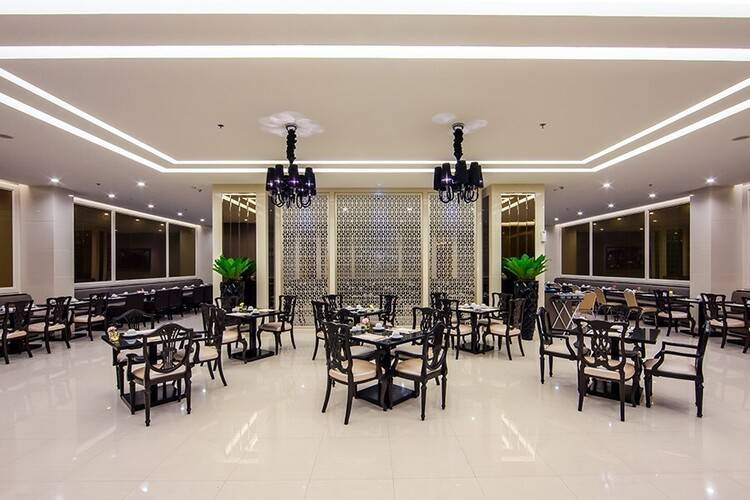 Mandarin Hotel