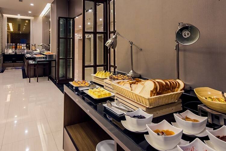 Mandarin Hotel