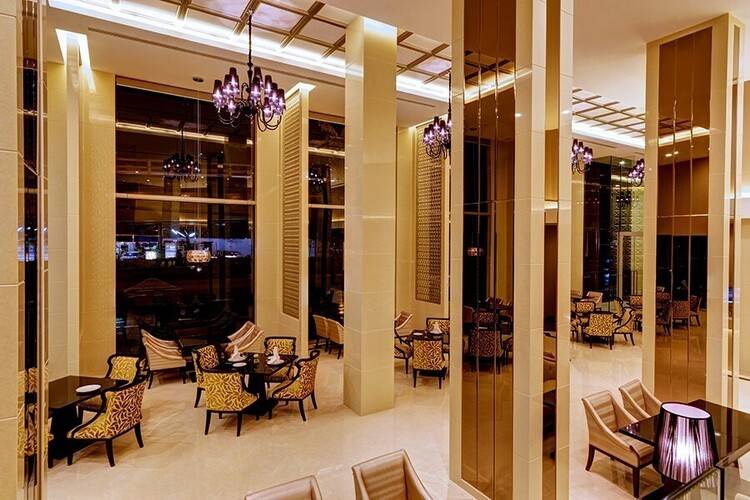 Mandarin Hotel