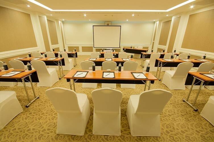 Mandarin Hotel
