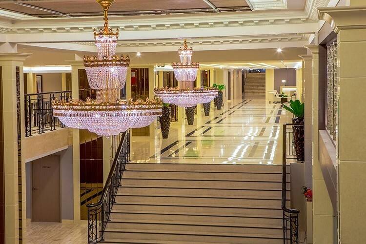 Mandarin Hotel