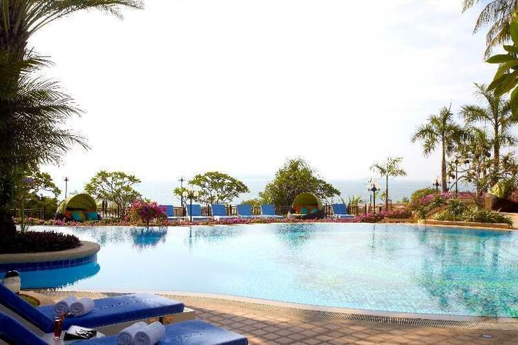 Royal Cliff Grand & Spa