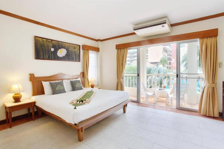 Palmyra Patong Resort