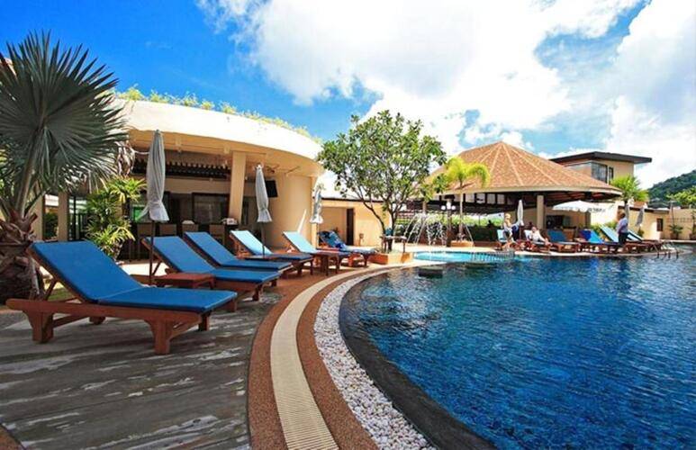 Palmyra Patong Resort