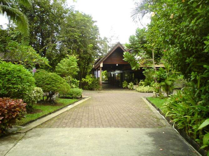 Golden Sand Inn