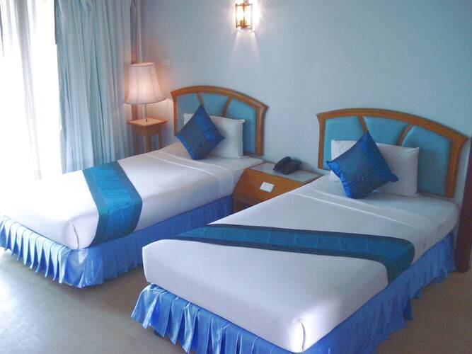 Golden Sand Inn