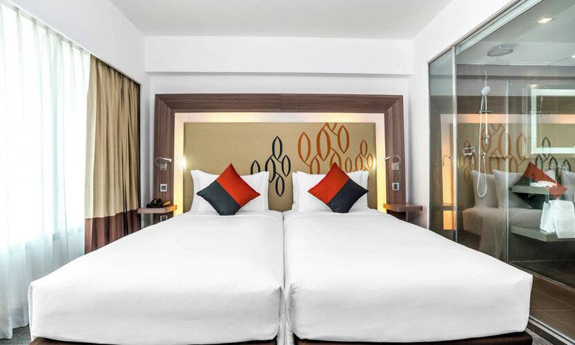 Hilton Garden Inn Bangkok Silom (Ex. Novotel Bangkok Fenix Silom)