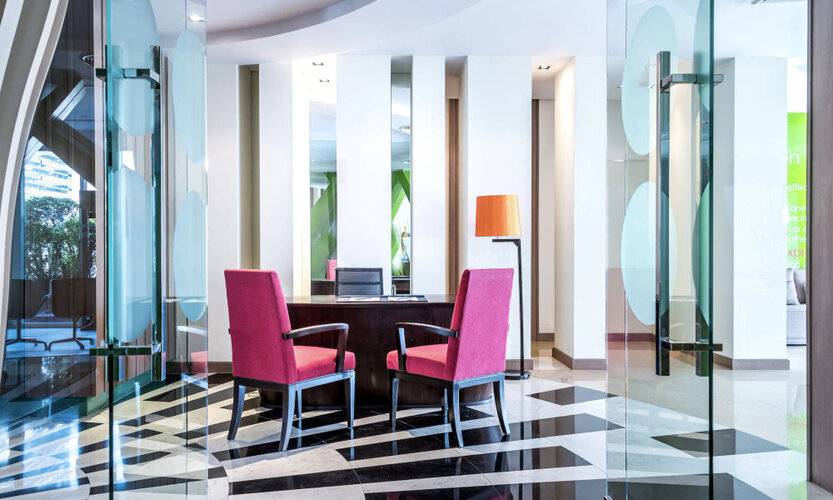 Hilton Garden Inn Bangkok Silom (Ex. Novotel Bangkok Fenix Silom)