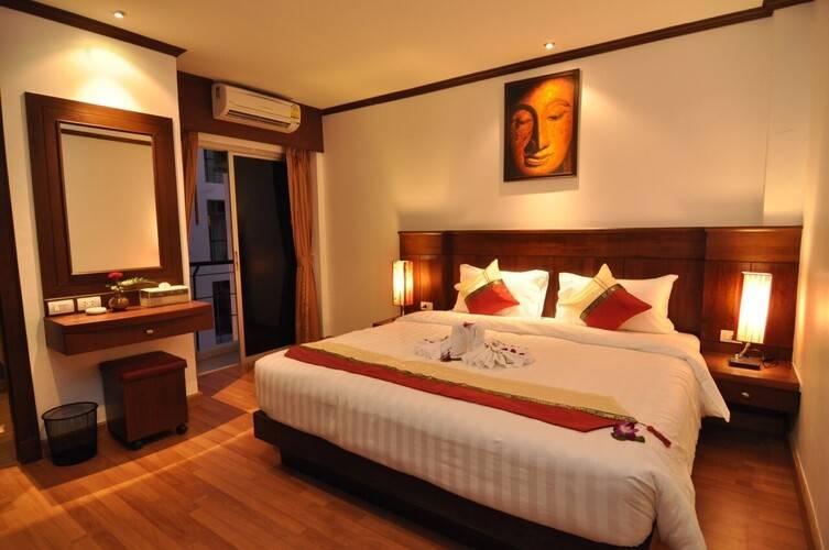 Hemingways Hotel