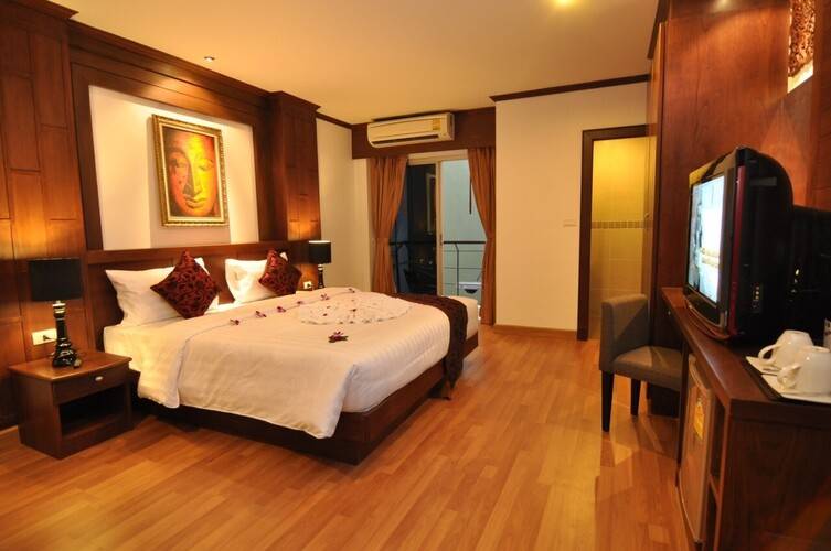 Hemingways Hotel