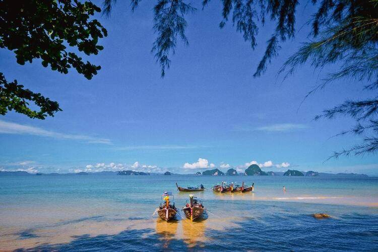 Anyavee Tubkaek Beach Resort