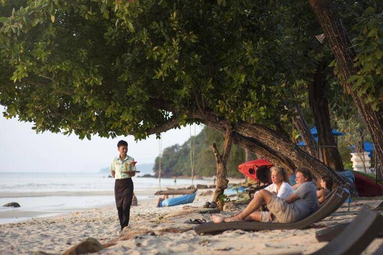 Anyavee Tubkaek Beach Resort