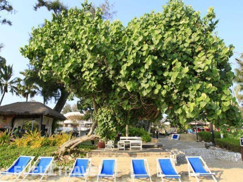 Фотография Novotel Rayong Rim Pae Resort