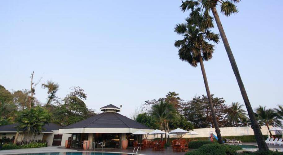 Novotel Rayong Rim Pae Resort