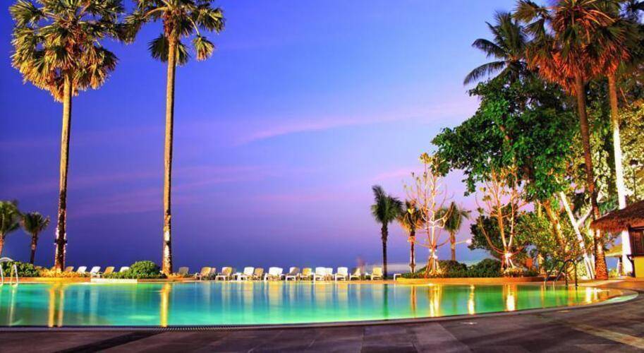 Novotel Rayong Rim Pae Resort
