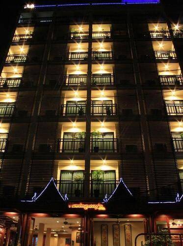Patong Hemingway's Hotel