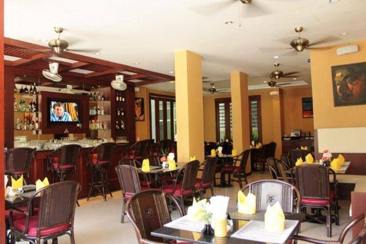 Patong Hemingway's Hotel