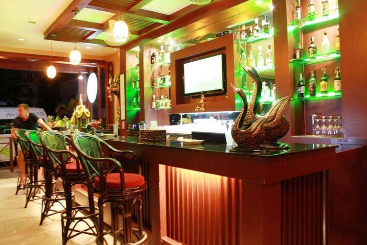 Patong Hemingway's Hotel