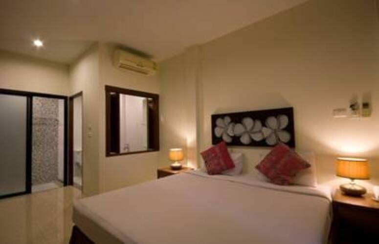 Warika Place