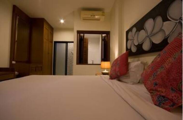 Warika Place